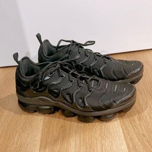 Nike Air VaporMax Plus Men's Running Shoes Size 11.5, Black/Gray